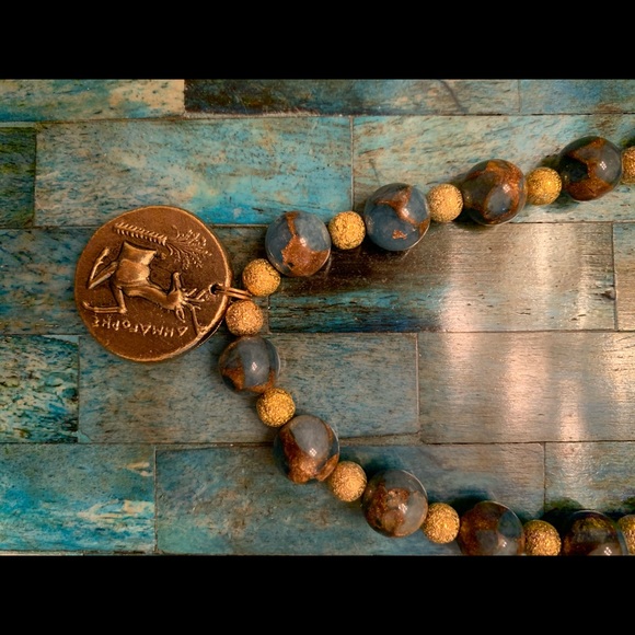 💐Blue and Gold Beaded Necklace & Bracelet 💐 - Picture 2 of 5